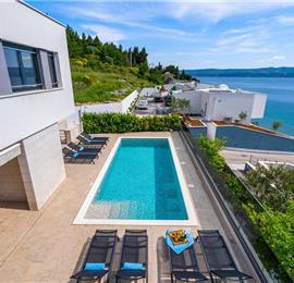 5 bedroom beachfront villa with heated pool near Omis, sleeps 9